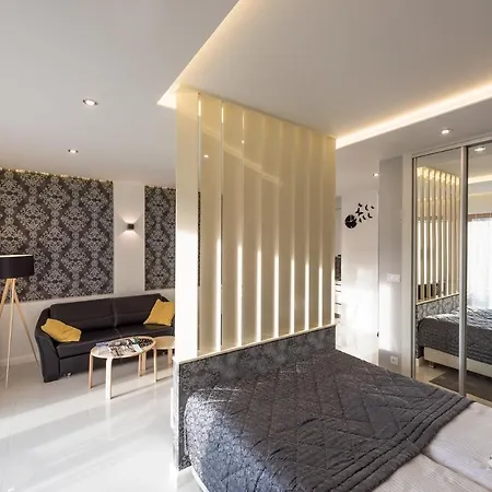 Апартаменты White Pearl & Free Parking *